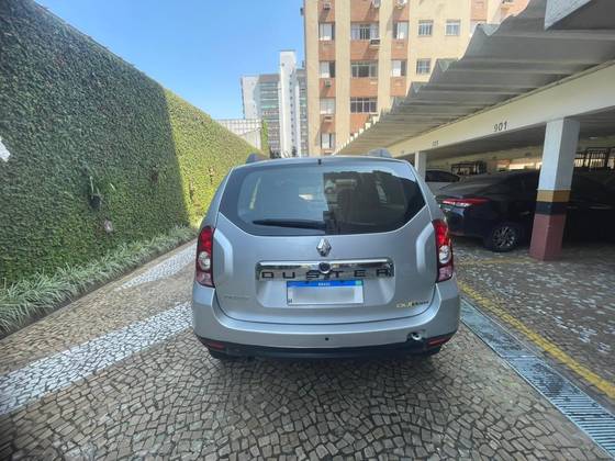 RENAULT DUSTER 1.6 OUTDOOR 4X2 16V FLEX 4P MANUAL RENAULT DUSTER 1.6 OUTDOOR 4X2 16V FLEX 4P MANUAL